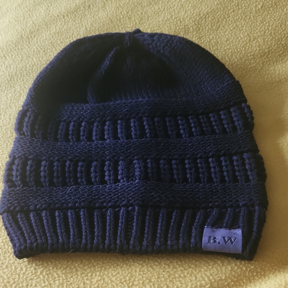 Q3  New Toque Uniquely Satin lined Super Warm Cable Knit Beanie Cotton